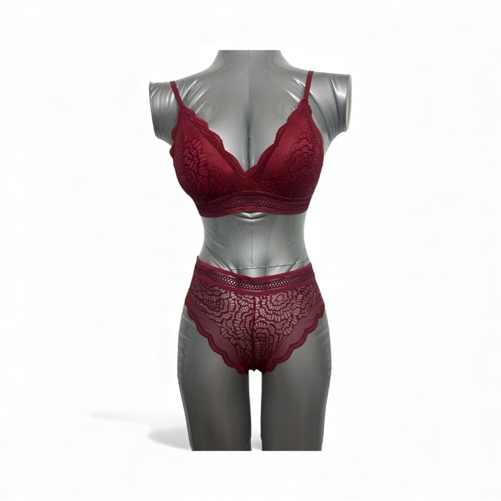 🌹002 INTMTS: Red lace panty and bra set size S